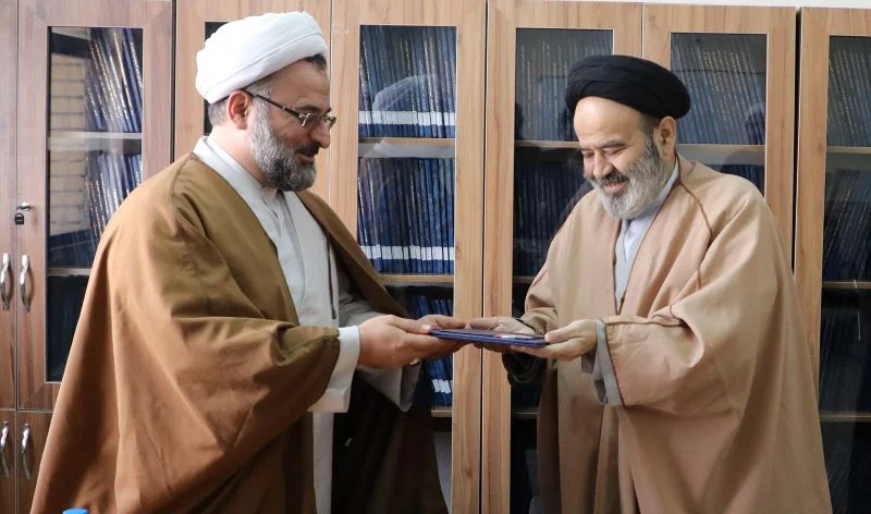 محسن ملک‌افضلی اردکانی